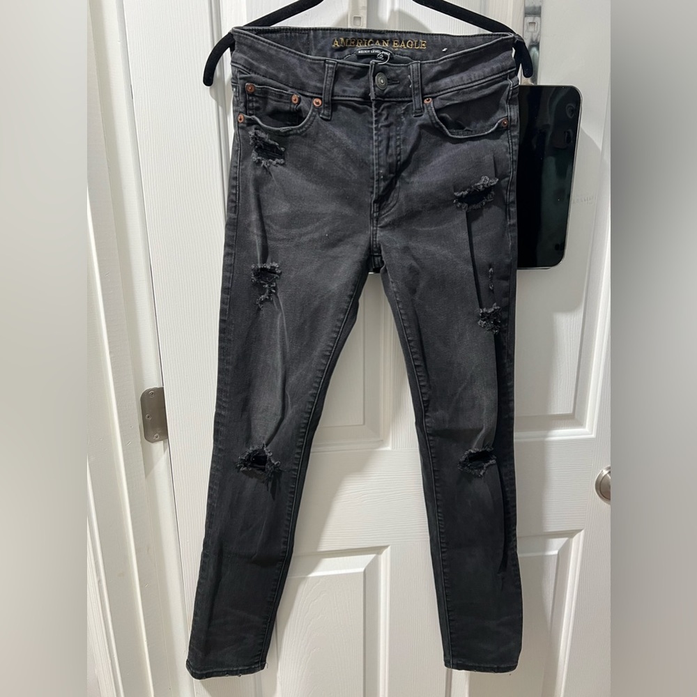 American Eagle Men’s Slim Black Wash Jeans Distressed
